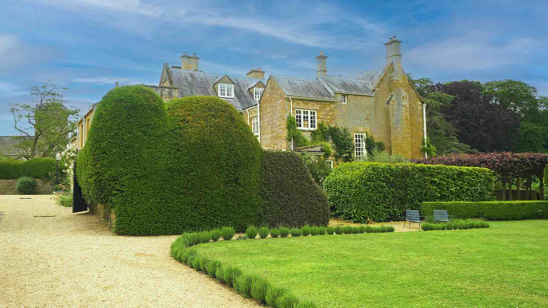 Garden Maintenance In Gloucestershire